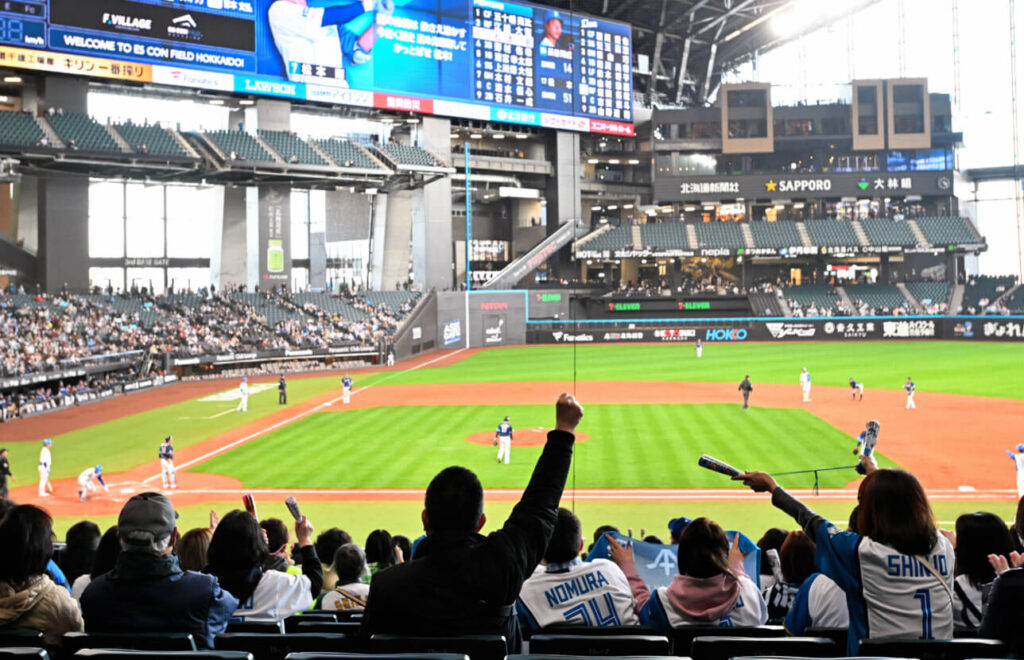 New HKS-Designed Hokkaido Nippon Fighters Baseball Stadium Opens